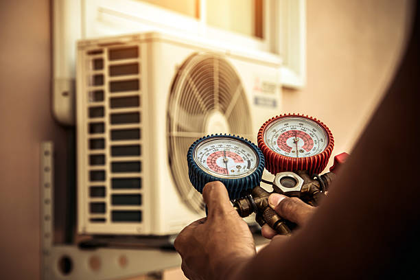 Professional Hvac technician working in Lambertville, NJ
